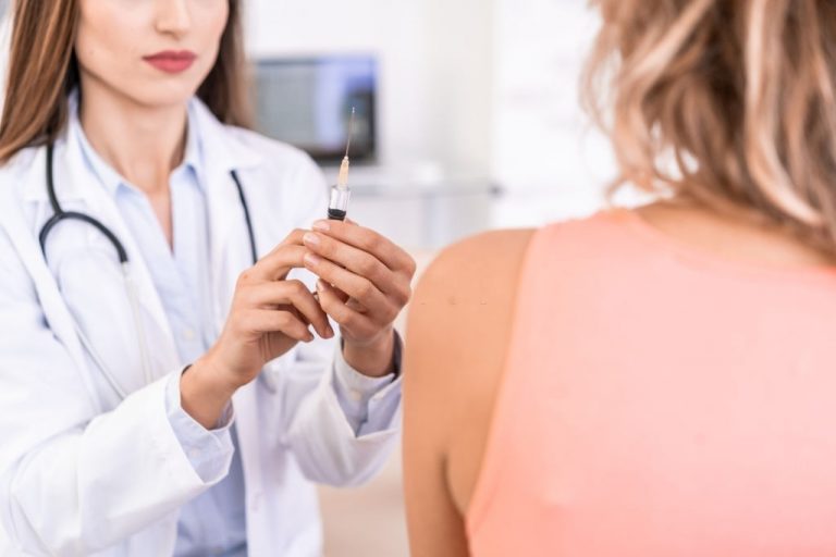 Read more about the article More Firms Urge Workers to Get Seasonal Flu Shots